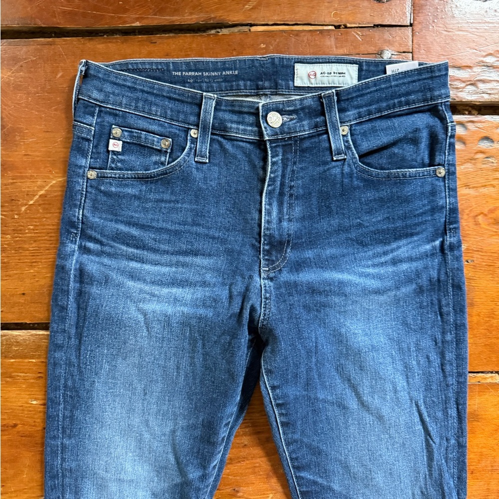 AG skinny jeans 27